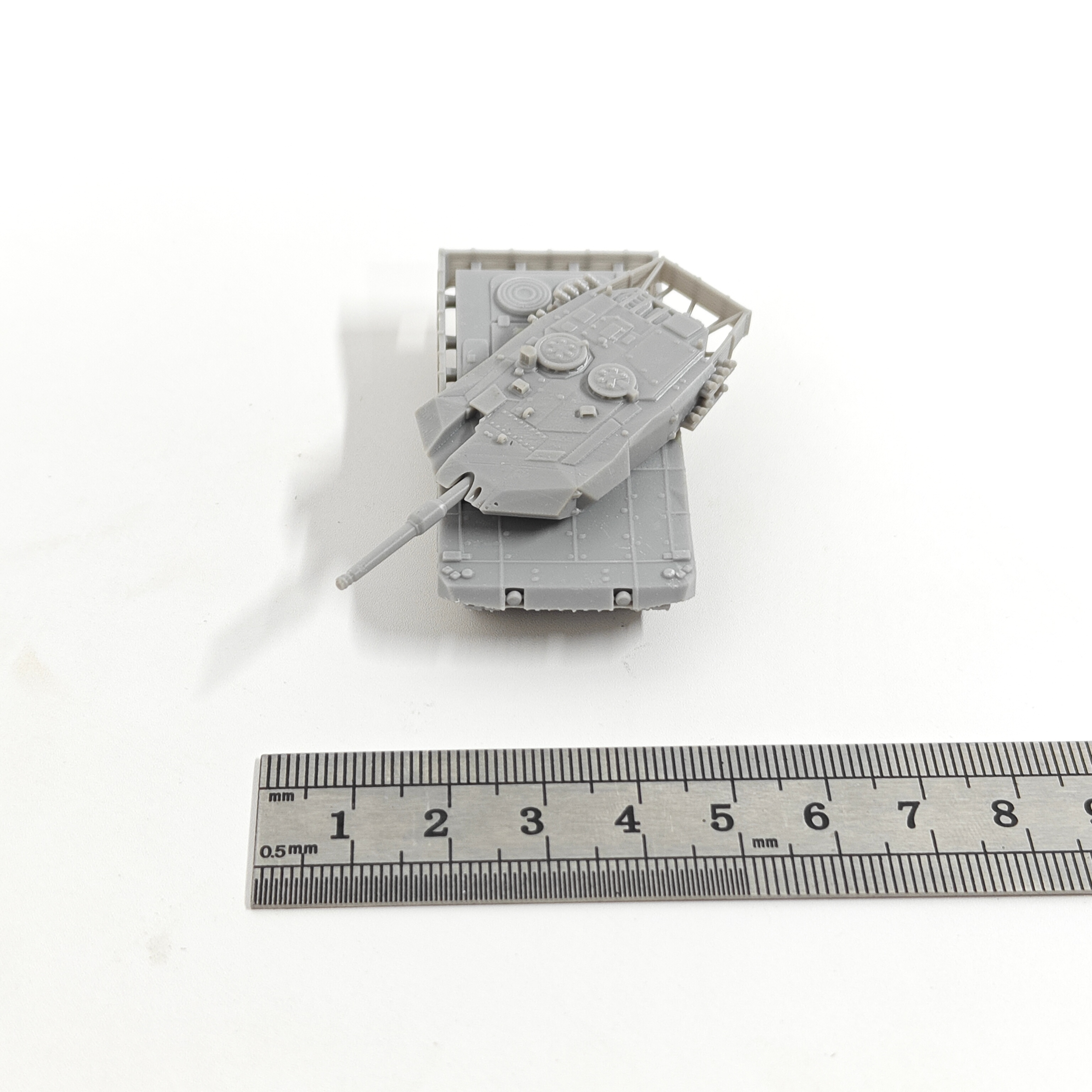 1/144 Scale Leopard Evolution  - Model Kit Tank recension och pris