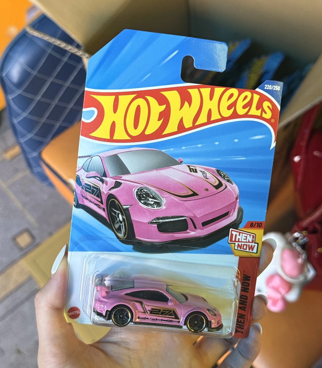 2025 Hot Wheels Case L C4982 # - Model Kit Porsche 911 recension och pris