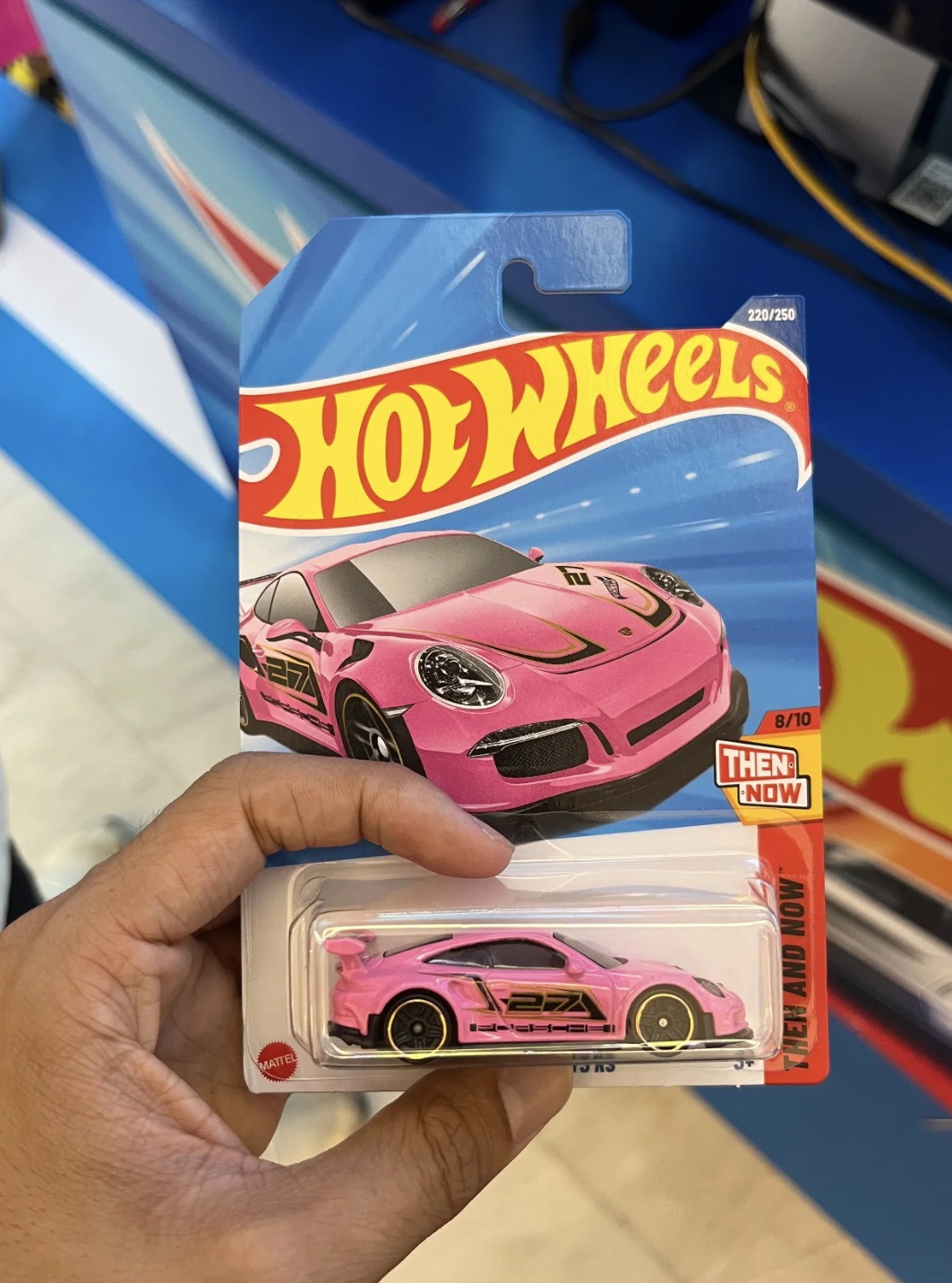 2025 Hot Wheels Case L C4982 # - Model Kit Porsche 911 recension och pris