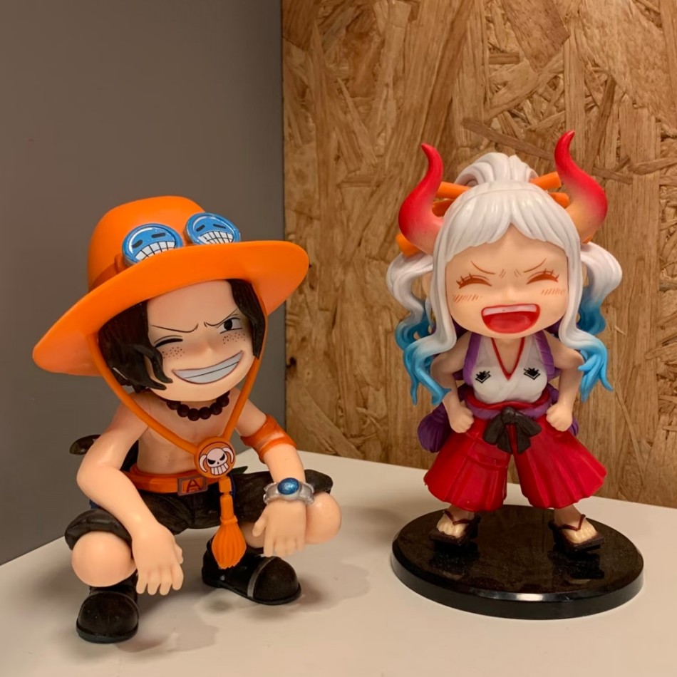 1-2pcs One Piece Anime Figure  - Model Kit Yamato recension och pris