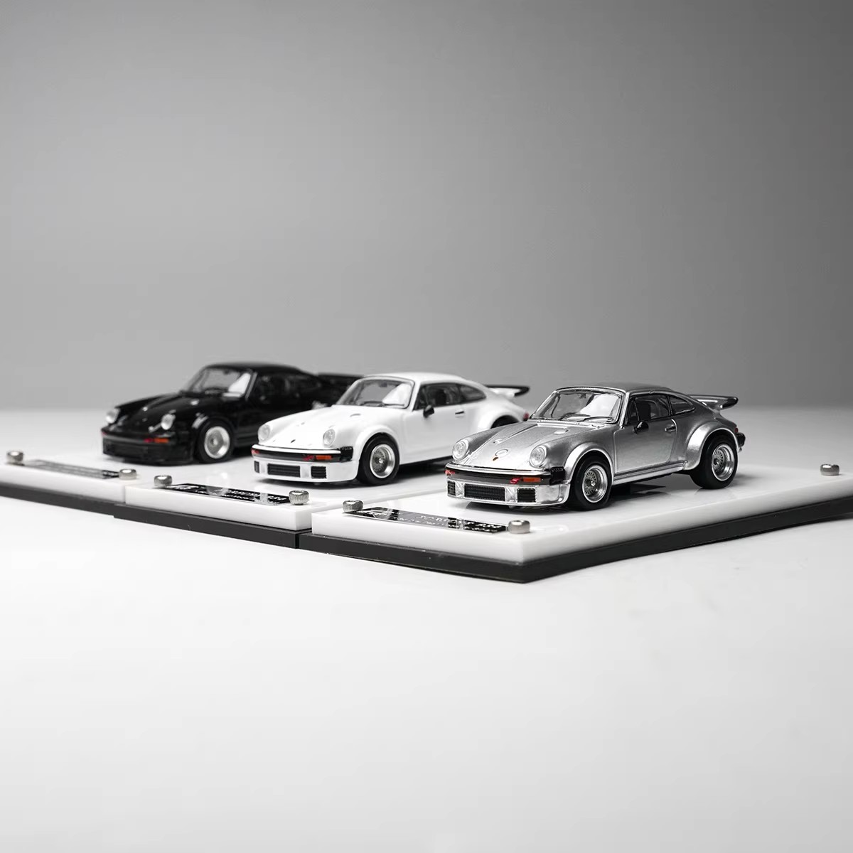 New In Stock Sc Art 1:64 Porsc - Model Kit Porsche 911 recension och pris