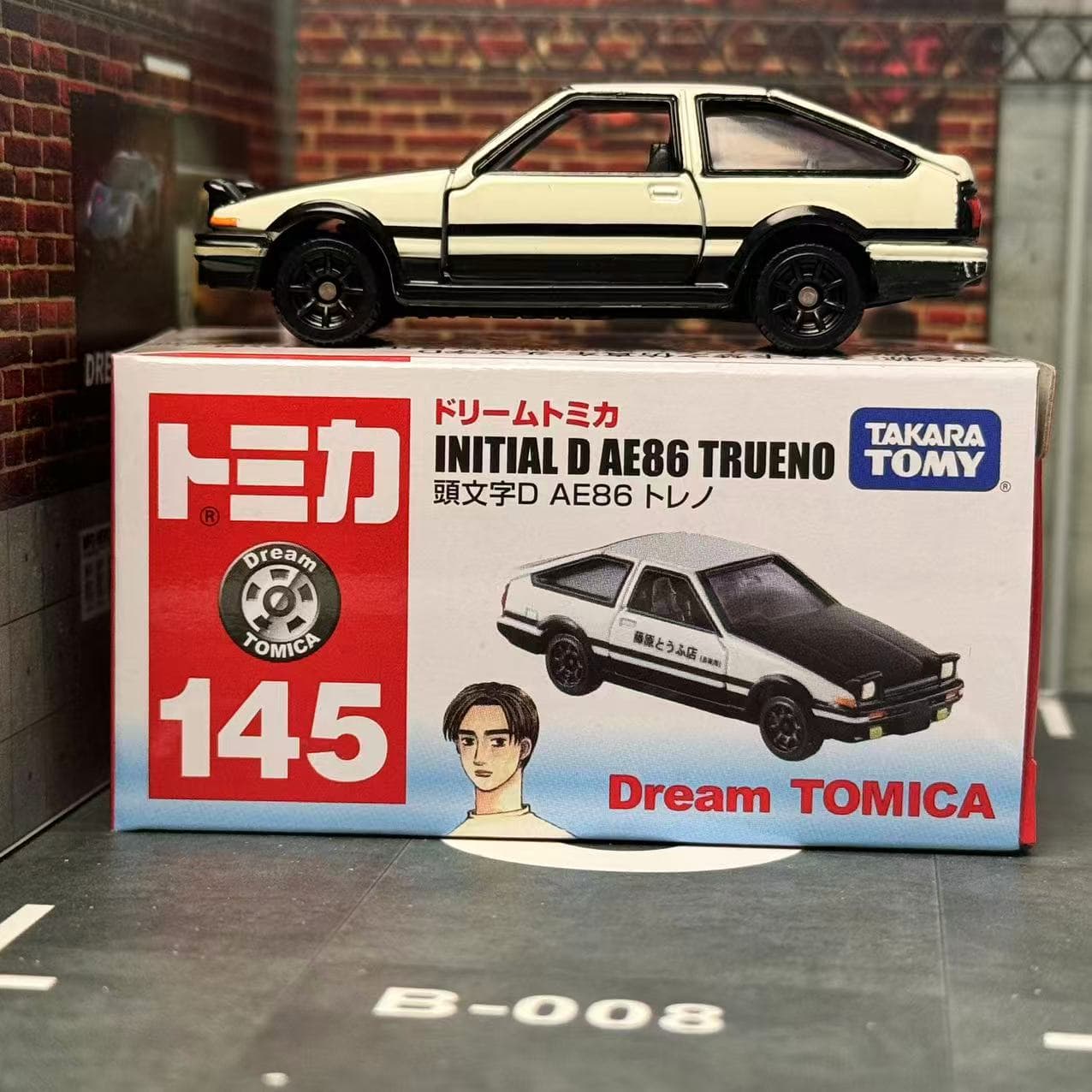 Dream Tomica NO. 145 Initial D - Model Kit Ae86 recension och pris