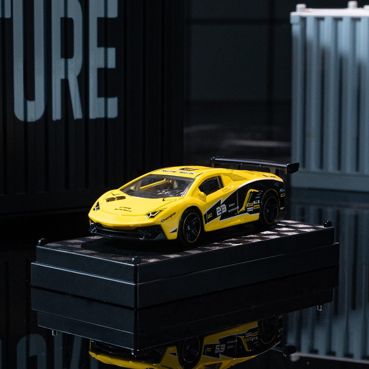 Aventador SVJ Die-cast Model,  - Model Kit Porsche 911 recension och pris